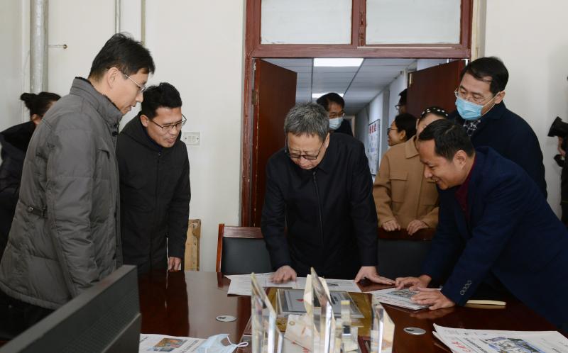 13eac2b61ad64584813c152a596aa65.jpg 13eac2b61ad64584813c152a596aa65.jpg